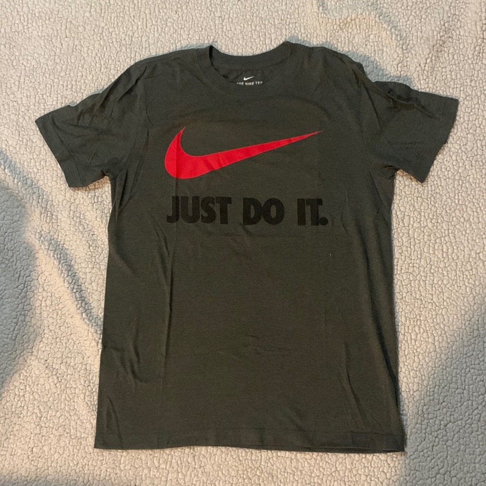 Nike - The Nike Tee